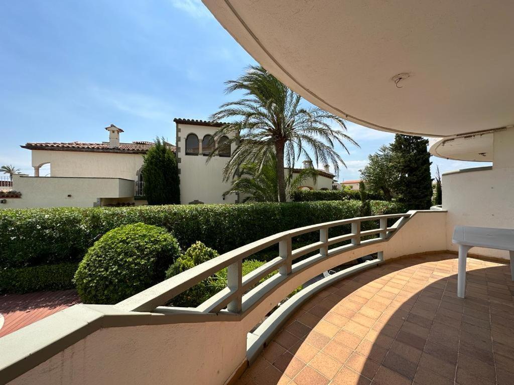 Cargols De Mar Villa Empuriabrava Exterior foto