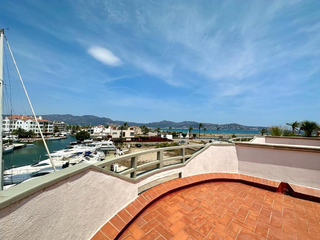Cargols De Mar Villa Empuriabrava Exterior foto